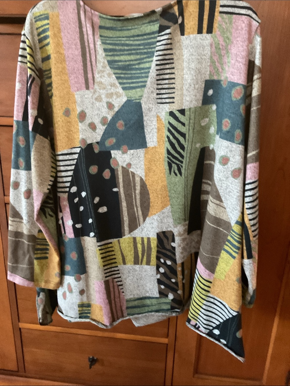 Abstract Pattern Kids Top - Multicolor - Picture 2 of 2